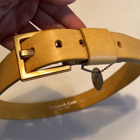 Kenneth Cole NY genuine Italian leather yellow waist belt with branded tag L - Picture 8 of 8